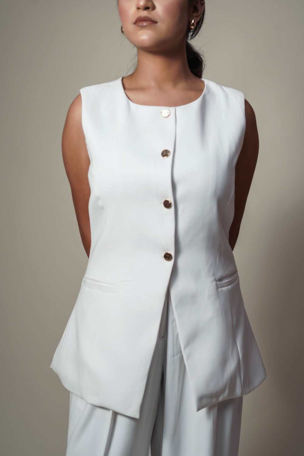 snow white only vest