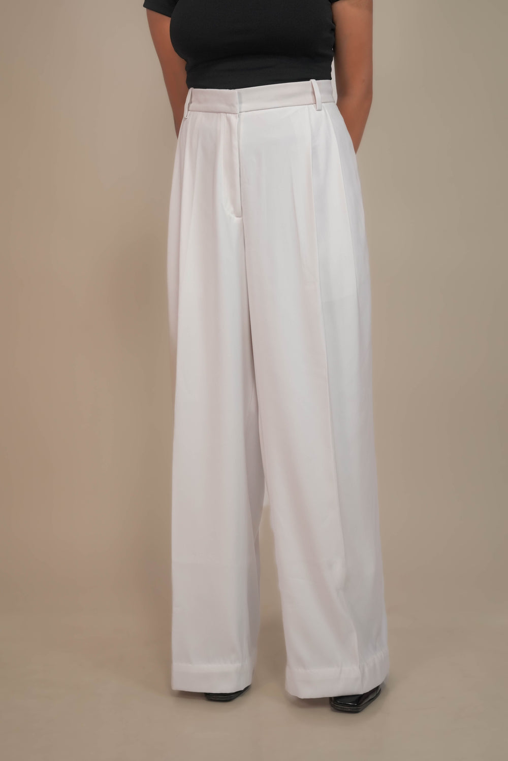 snow white only trouser