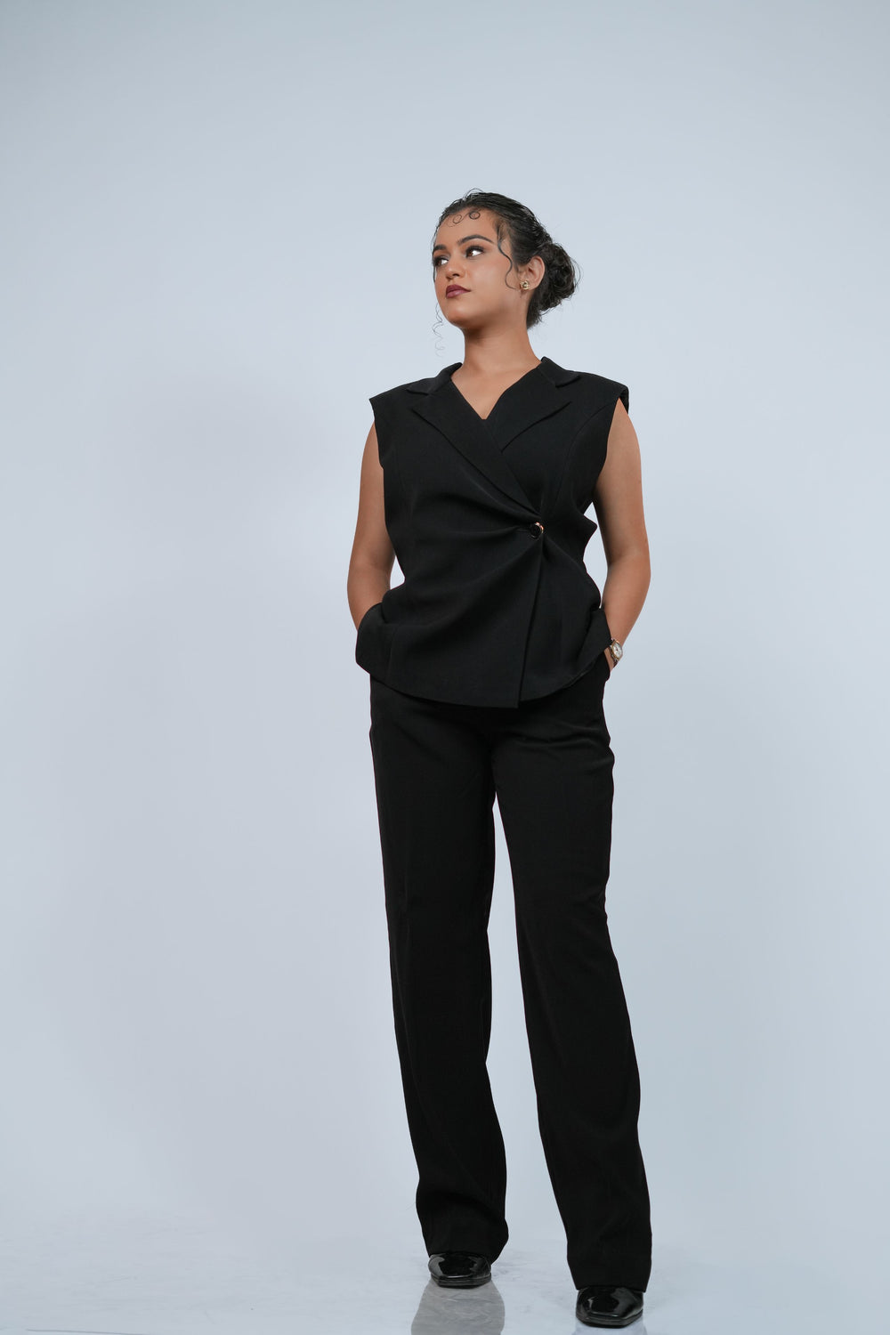 Signature Wrap Vest - Jet Black